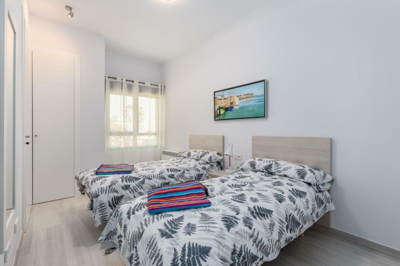 Luxury Beach Front Apartment With Pool Valencie Exteriér fotografie