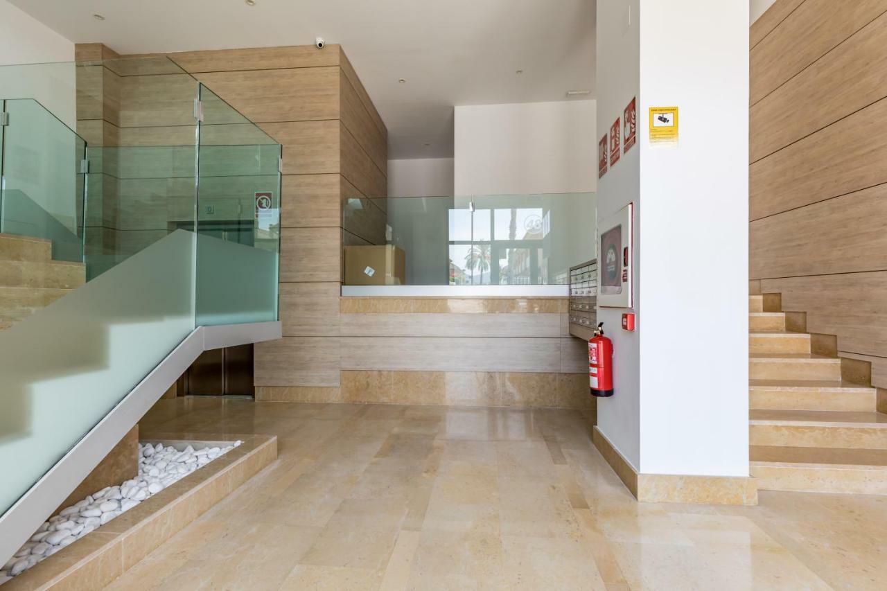 Luxury Beach Front Apartment With Pool Valencie Exteriér fotografie