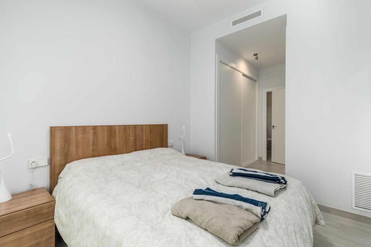 Luxury Beach Front Apartment With Pool Valencie Exteriér fotografie