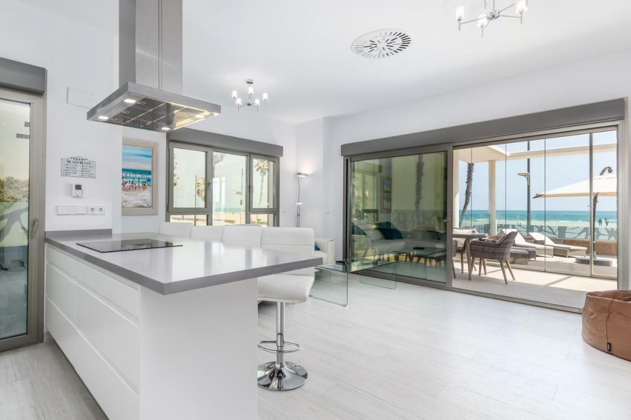 Luxury Beach Front Apartment With Pool Valencie Exteriér fotografie