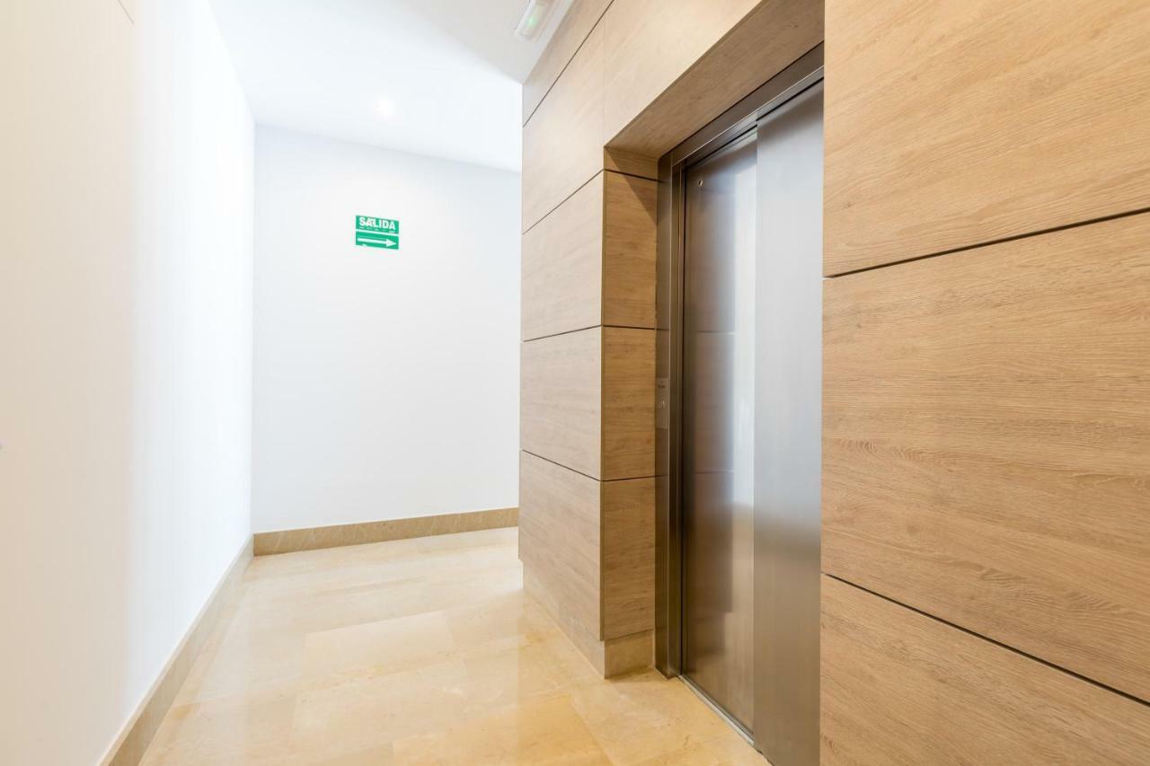 Luxury Beach Front Apartment With Pool Valencie Exteriér fotografie