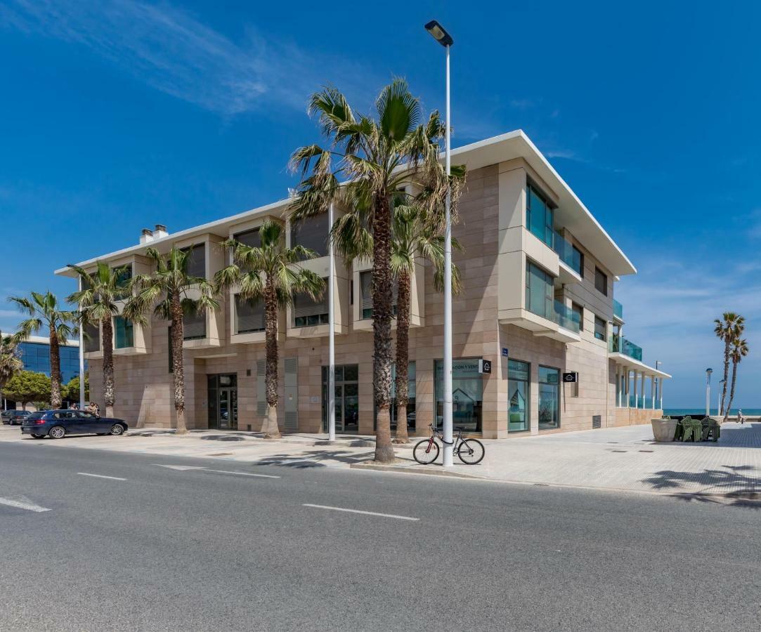 Luxury Beach Front Apartment With Pool Valencie Exteriér fotografie